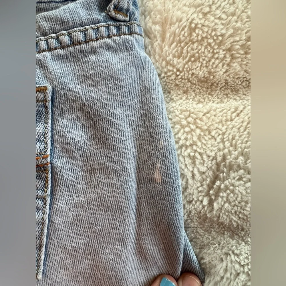 American Eagle Shorts - Picture 6 of 9